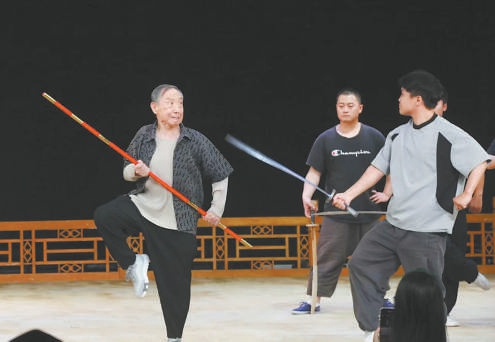 胡同深处不止“梅花”香