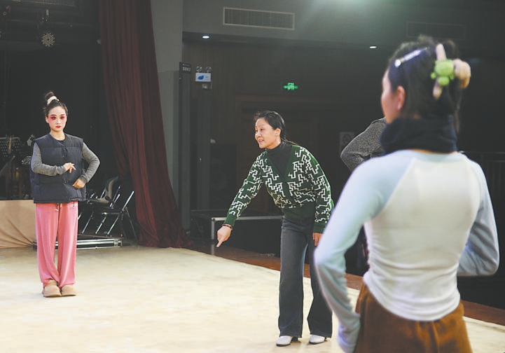 胡同深处不止“梅花”香