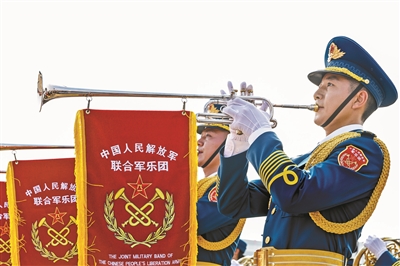 时代强音 广场奏唱抗战曲