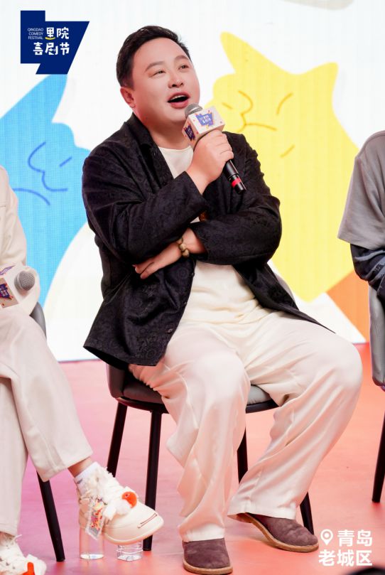 王迅、阎鹤祥等“里院共话”,全体嘉宾飙方言 王迅、阎鹤祥等“里院共话”,全体嘉宾飙方言