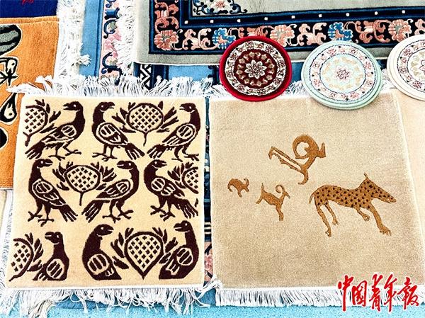 宁夏手工毯:600年非遗“织”就国际范儿