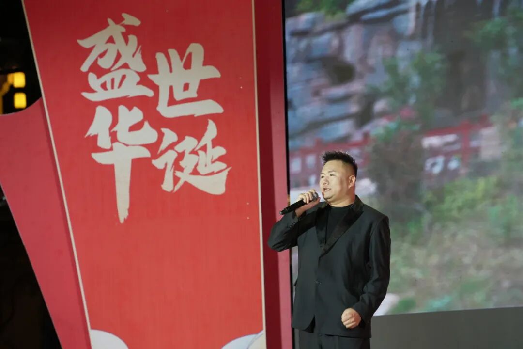 甘肃武都:喜迎华诞歌盛世 艺汇万象唱陇南