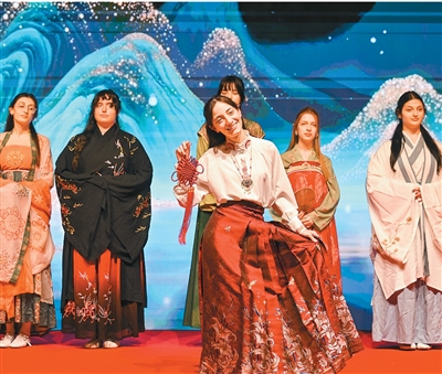 四海同庆 乐享欢聚