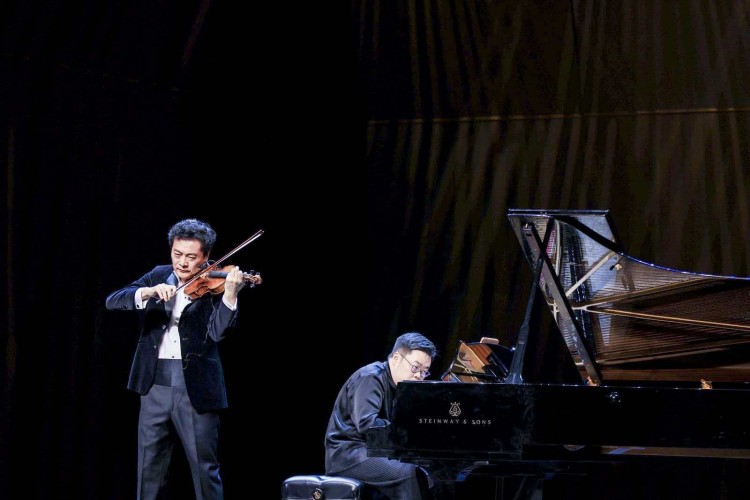 国内外艺术家联袂奏响华彩乐章 国内外艺术家联袂奏响华彩乐章