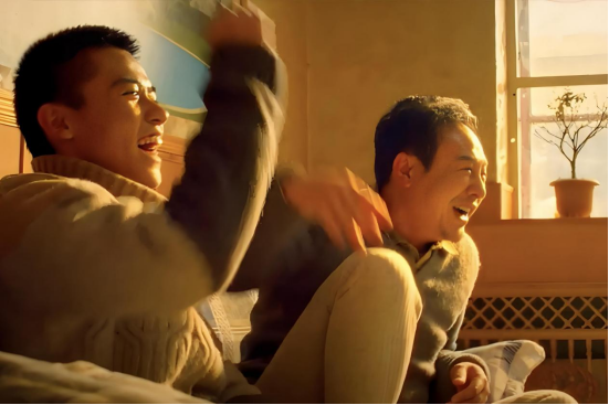 艺咖对话|信号断了,电影没断:王晓丰在影视寒冬中交出“真诚答卷” 艺咖对话|信号断了,电影没断:王晓丰在影视寒冬中交出“真诚答卷”